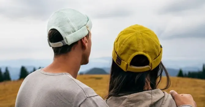 Що таке кепка докерка та з чим її носити?