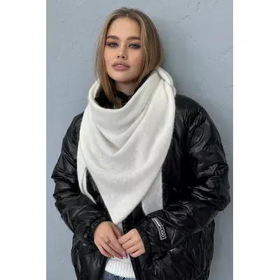Косынка бактус шарф ангоровый Margot Cascona one size Белый