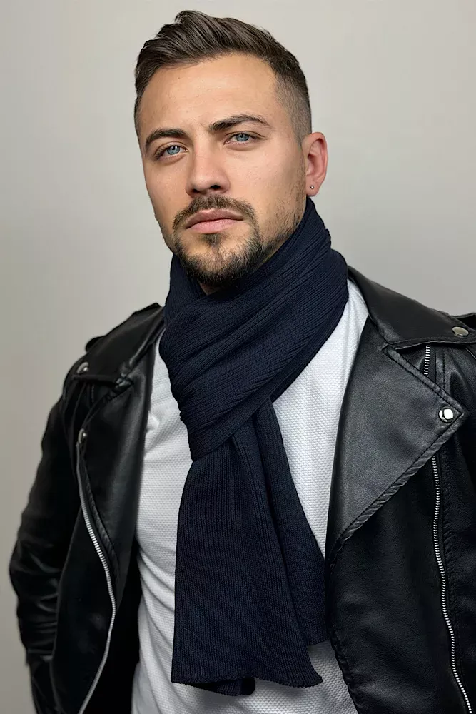 Шарф мужской вязаный Grayson Cascona 180x25см Темно-синий 