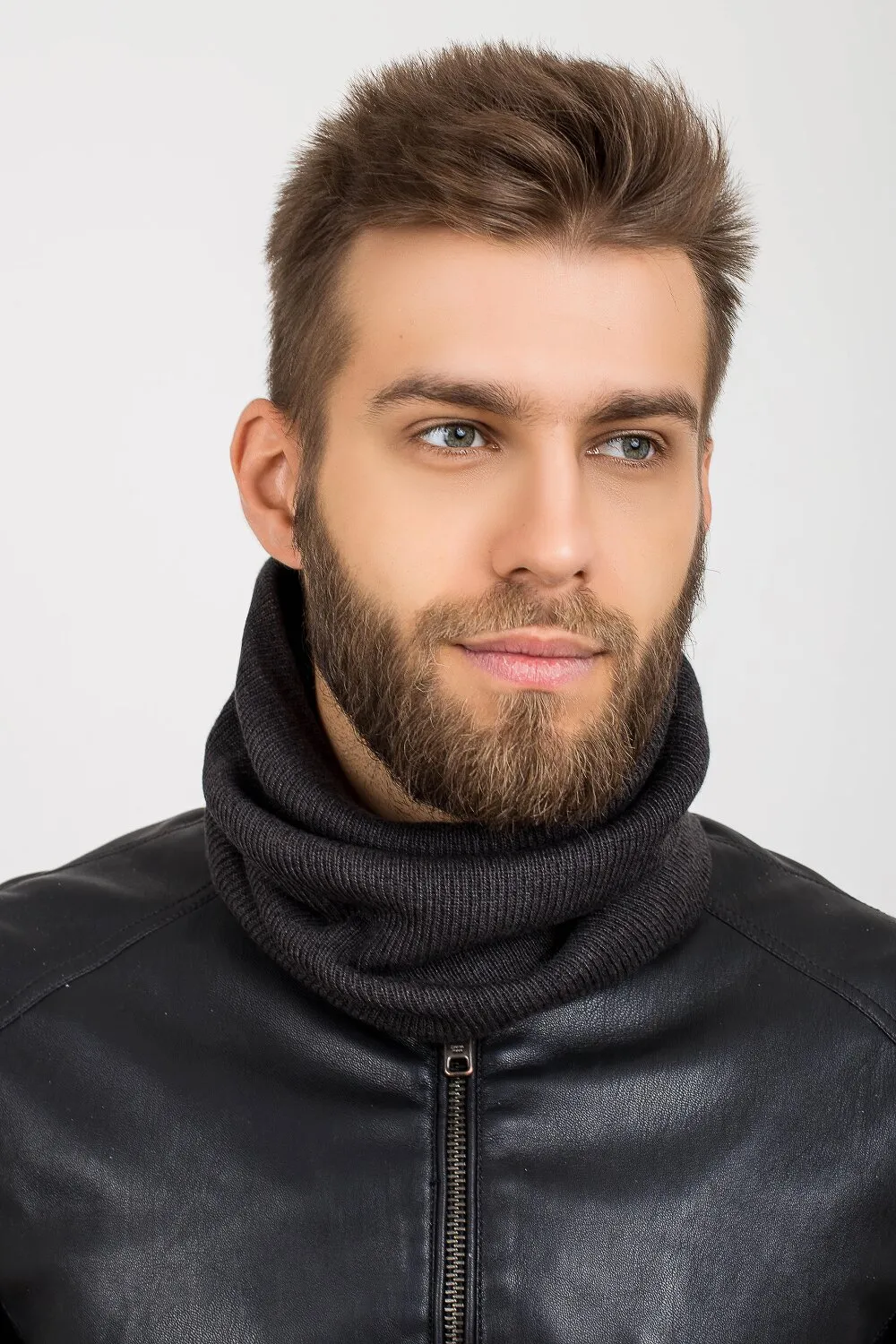 Снуд однотонный мелкой вязки Theo Buff Cascona one size Темно-серый 