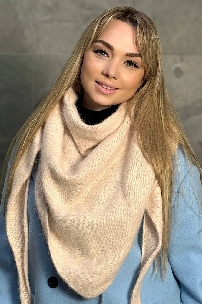 Косынка бактус шарф ангоровый Margot Cascona one size Кремовый 