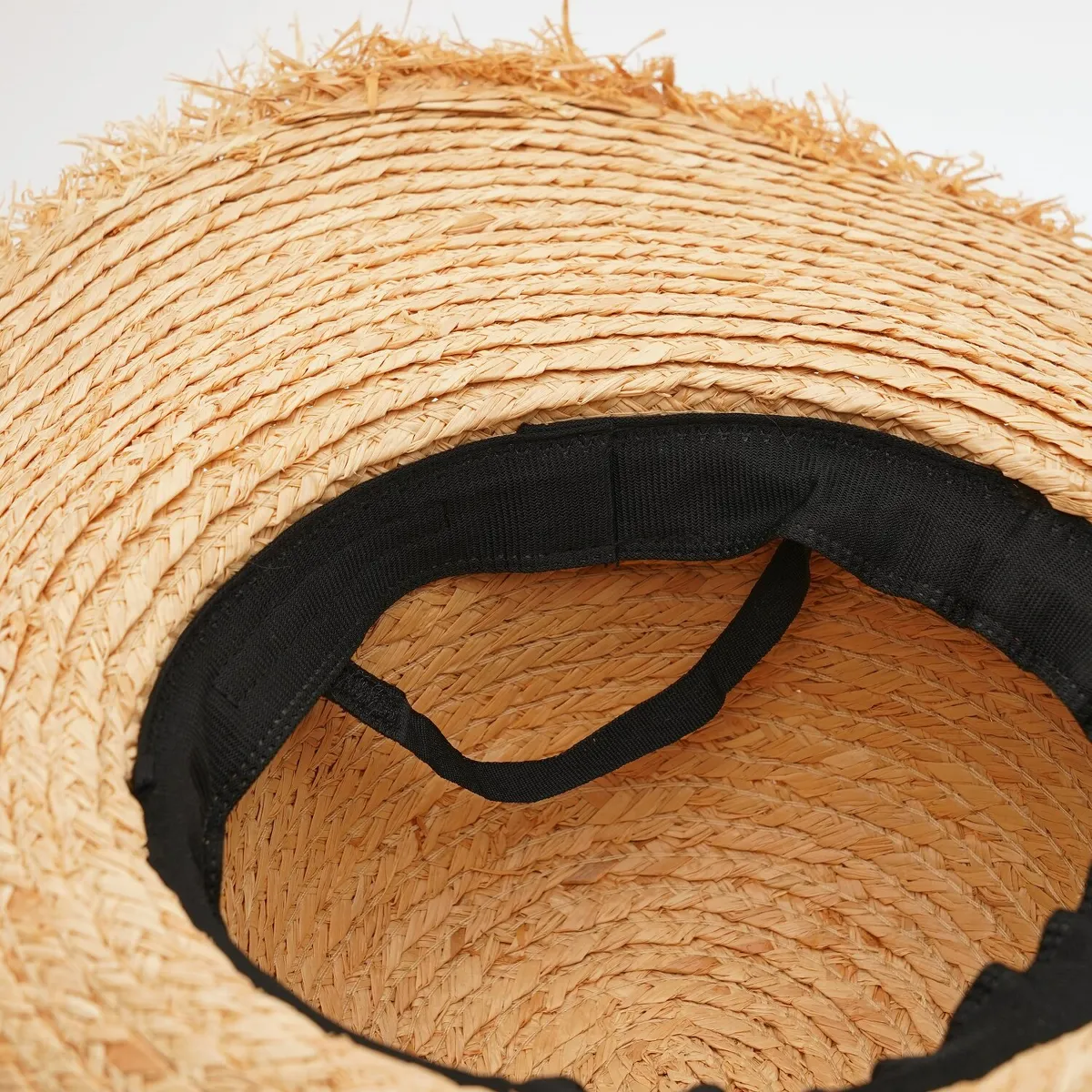 Капелюх солом’яний з стрічкою та бахромою Fortune 54-57 Бежевий з рожевим SM449 