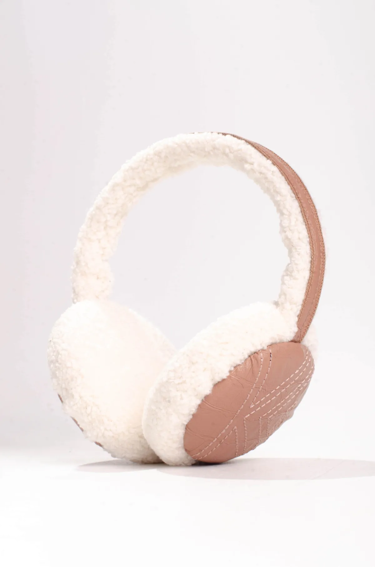 Наушники меховые регулируемые дубляж с TEDDY 888-2 KENT&AVER one size Капучино 